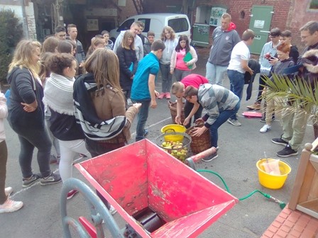 Lycee cidre cour lavage
